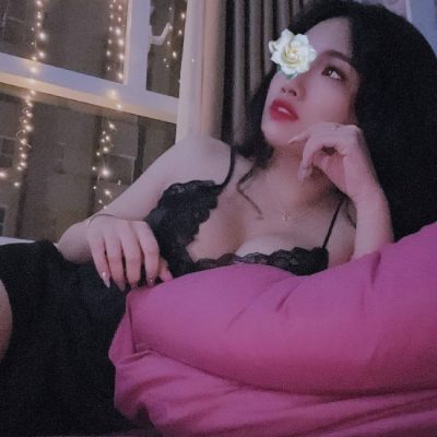 Huỳnh Trần - Gái xinh vú to Q1 yêu chiều khách