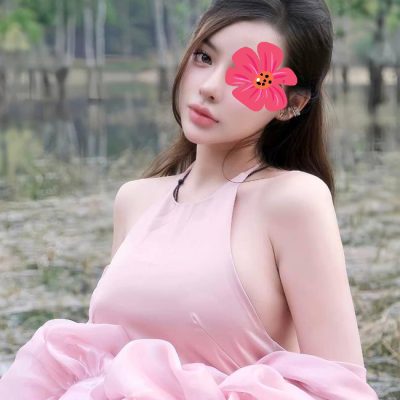 Hồng Huệ - Kỹ nữ Tam Bình hàng họ đồ sộ bướm xinh